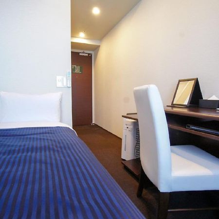 Hotel Livemax Yokohama Motomachi Ekimae Exteriör bild
