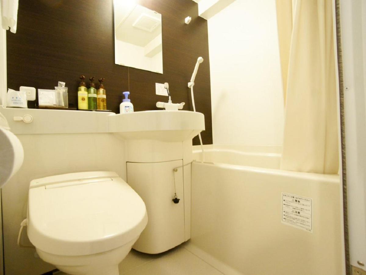 Hotel Livemax Yokohama Motomachi Ekimae Exteriör bild
