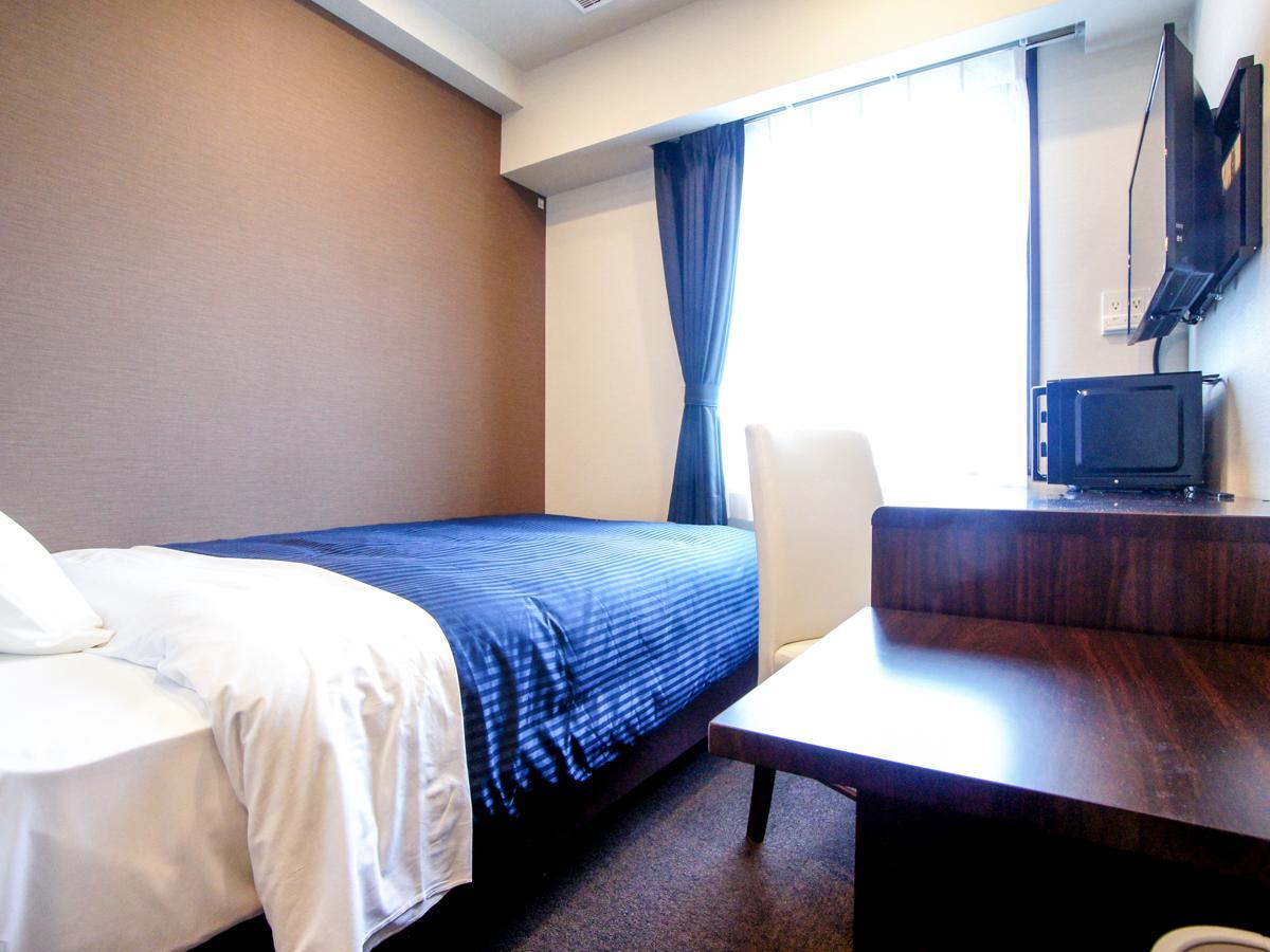 Hotel Livemax Yokohama Motomachi Ekimae Exteriör bild